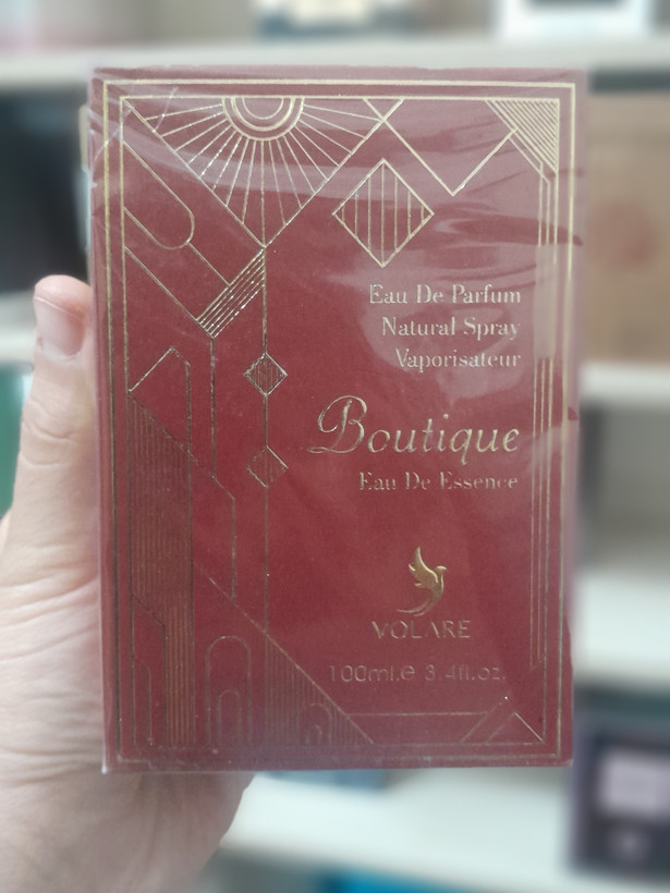 ادکلن باکارات رژ وولار 100 میل(BOUTIQUE VOLARE)